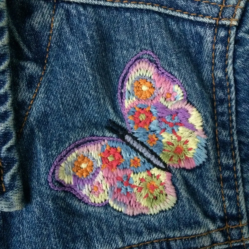 Embroidered Floral Butterfly Jean Jacket - Picture 4 of 6